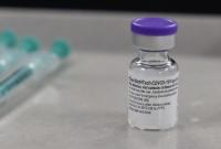 В Минздраве рассказали, кому в первую очередь будут делать прививки вакциной Pfizer