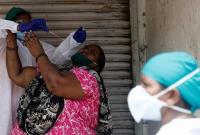 Индийская мутация коронавируса может помешать смягчению карантина в Великобритании