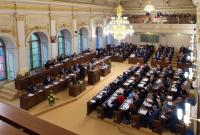 Конфликт Праги и Москвы: комитет парламента Чехии призвал сократить количество сотрудников посольства России