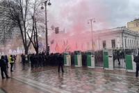 Акция протеста ФОПов под Радой: от взрыва петарды травмировалась женщина