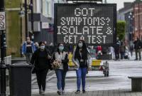 Быстрое распространение "индийского" штамма коронавируса ставит под сомнение снятия ограничений в Великобритании
