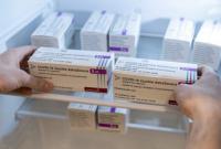 Италия прекращает прививать вакциной AstraZeneca молодых пациентов