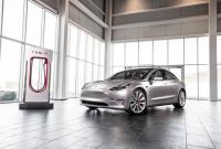 Tesla перейдёт на более долговечные безникелевые батареи