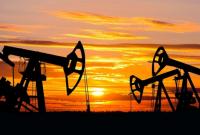 Нефть продолжает дорожать из-за аварии в Суэцком канале