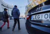 Льготная растаможка "евроблях": украинцы успели оформить лишь 85 тысяч авто