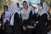 "Их задача рожать детей": талибы запретили женщинам занимать должности в правительстве