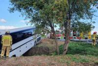 В Польше автобус с более 30 детьми слетел в кювет: есть пострадавшие