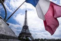 Вспышка коронавируса во Франции: в некоторых городах могут ограничить движение транспорта