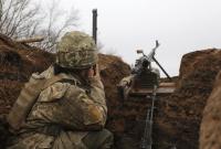 Военный подорвался на мине возле Луганского