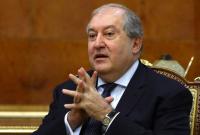 Президент Армении отказался освобождать главу Генштаба по требованию Пашиняна