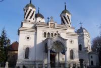 В Румынии после крещения умер младенец: изменение ритуала грозит расколом в церкви