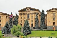 Армения считает, что конфликт в Карабахе "вошел в новую фазу"