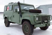Украинские военные медики получили семь медицинских Land Rover