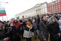 Дискотека против локдауна: в Болгарии протестуют работники общепитов