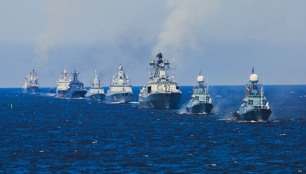 россия держит наготове в Черном море два корабля с ракетами «Калибр»