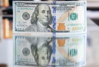 США запретили поставки долларовых банкнот в россию