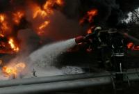 Из-за вражеских обстрелов в Николаеве горят жилые дома