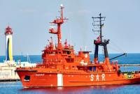 Російські загарбники примусово транспортують рятувальне судно «Сапфір» у Севастополь