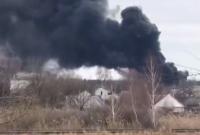 Вибух на нафтобазі в Охтирці: окупанти скинули вакуумну бомбу