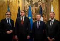 Украина не ездит на переговоры, чтобы сдавать свои позиции: Кулеба о следующей встрече в "нормандском формате"
