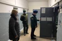 На условия не жалуется: Денисова проверила камеру Рябчука в СИЗО