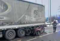 ДТП с грузовиком на Одесской трассе: погибли четыре человека
