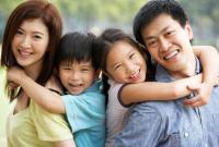 Китай разрешил всем семьям иметь двух детей