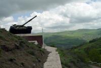 Азербайджан готов нанести артиллерийские удары по столице Нагорного Карабаха