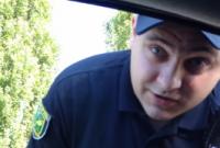 Соцсети возмущены поведением харьковского полицейского (видео)