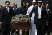 В США похоронили легендарного боксера Мохаммеда Али
