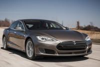 Илон Маск заявил, что электромобиль Model S может неплохо плавать (видео)