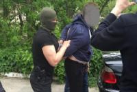 В Харькове на взятке в 10 тыс. долларов задержан офицер-пограничник