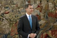 Король Испании распустил парламент и назначил выборы