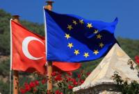 ЕС раскритиковал Турцию за лишение иммунитета оппозиционных депутатов