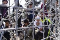 Количество мигрантов на границе Греции и Македонии достигло 10 тысяч человек