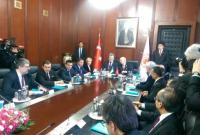 Порошенко призвал турецкий парламент признать депортацию крымских татар геноцидом