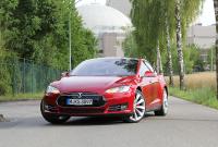 Tesla Model S превратят в гоночную машину для нового чемпионата