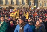 У Дрездені понад 15 тисяч осіб мітингували проти політики Меркель