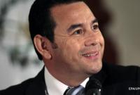 Президент Гватемалы отдал 60% зарплаты на благотворительность