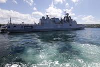 Россия разместила военные корабли на западе Крыма, МИД Франции призвал Кремль к сдержанности