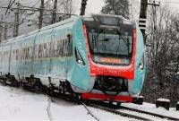 "Укрзализныця" назначила около 20 дополнительных поездов к новогодним праздникам