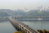 В Киеве на неделю ограничат движение на мосту Патона