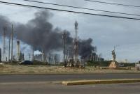 В Венесуэле горел крупнейший нефтеперерабатывающий завод