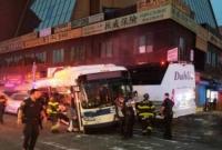 В США из-за столкновения двух автобусов погибли три человека