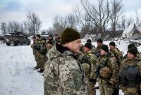 Порошенко рассказал о ситуациях, когда украинским военным можно отвечать на обстрелы боевиков