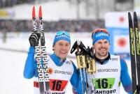 Россияне выиграли лыжные соревнования после падения двух лидеров перед самым финишем