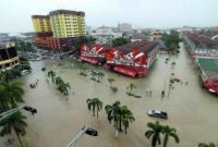 В Малайзии из-за наводнения закрыли 27 школ