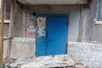 В Донецкой области умерла девочка, на которую упала бетонная стена