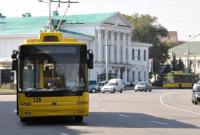 Огромные очереди и переполненные троллейбусы: в Полтаве перевозчики объявили масштабную забастовку
