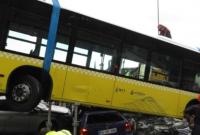 В Турции школьный автобус попал в ужасное ДТП